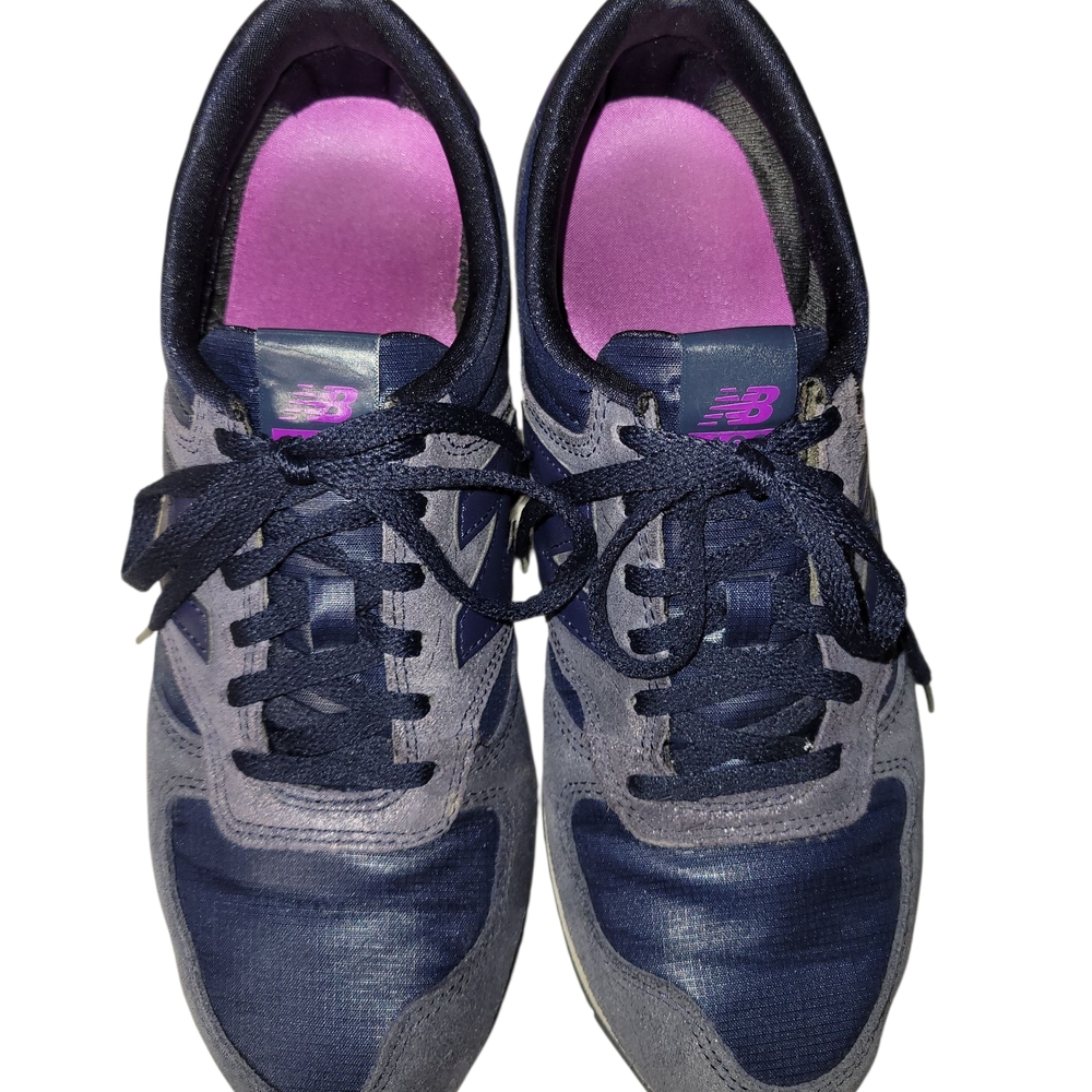 New Balance Women's Navy Athletic Shoes With Purple Accents. Size 9